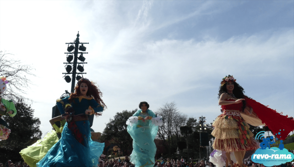 revo-rama-pirates-et-princesses-auberge-de-cendrillon-2018