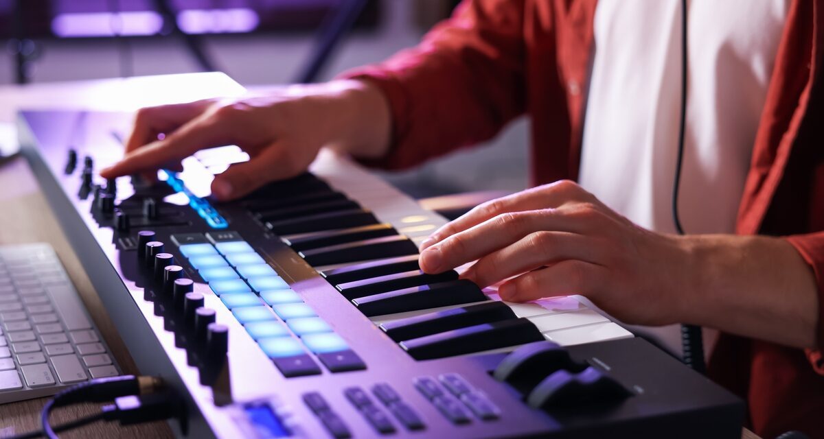 Music and AI: five platforms, five strategies, and an emerging French approach