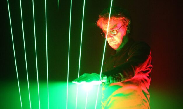 Discover Jean-Michel Jarre: which door to take?