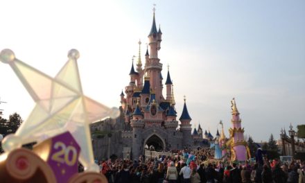 Comme annoncé DISNEYSTORE.FR célèbre les 20 ans de Disneyland Paris.