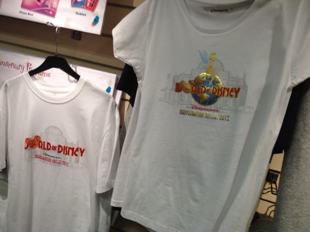 T Shirts proposés lors du lancement de World of Disney