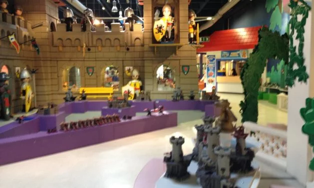 Nous avons testé le Playmobil FunPark de Fresnes près de Paris. Un centre de divertissement dédié aux célèbres figurines et leurs accessoires.