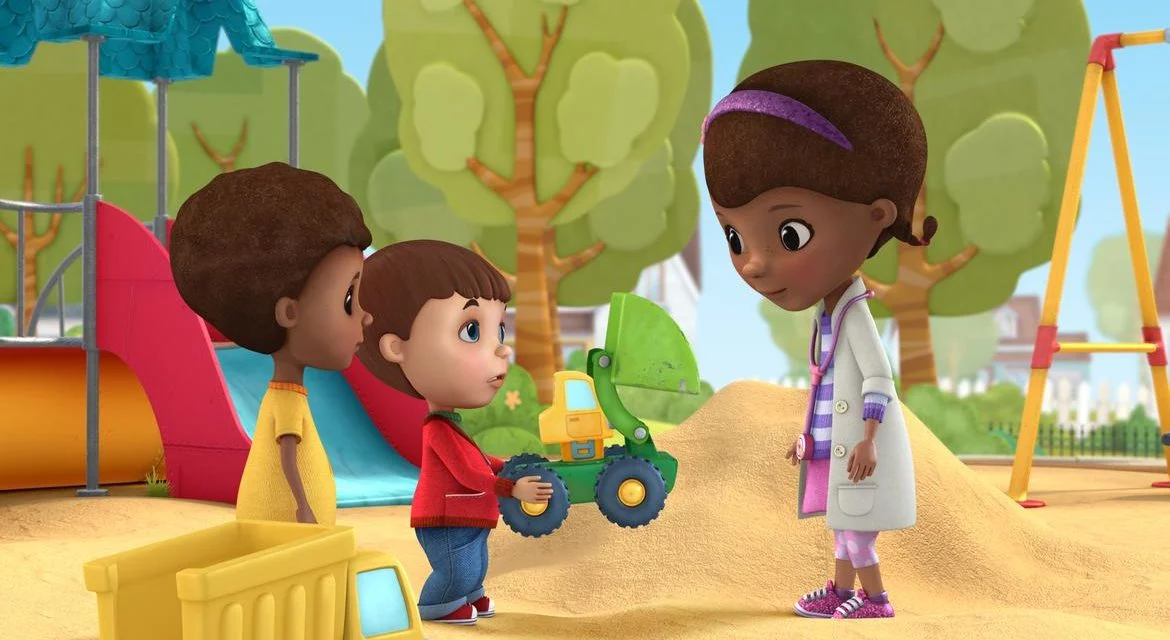 Docteur La Peluche (Doc McStuffins), nouvelle série animée de Disney Junior. Découvrez Dottie et son stéthoscope magique qui lui permet de parler aux jouets !