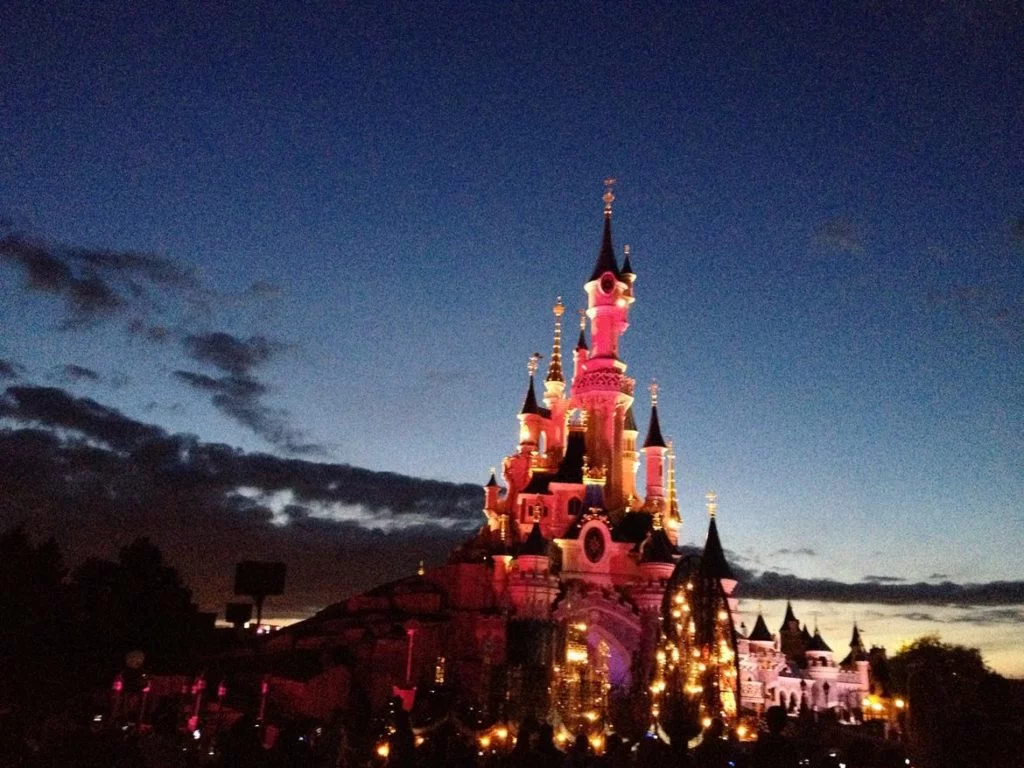 Fantillusion 2012 - Minnie Mouse - Show Stop Castle
