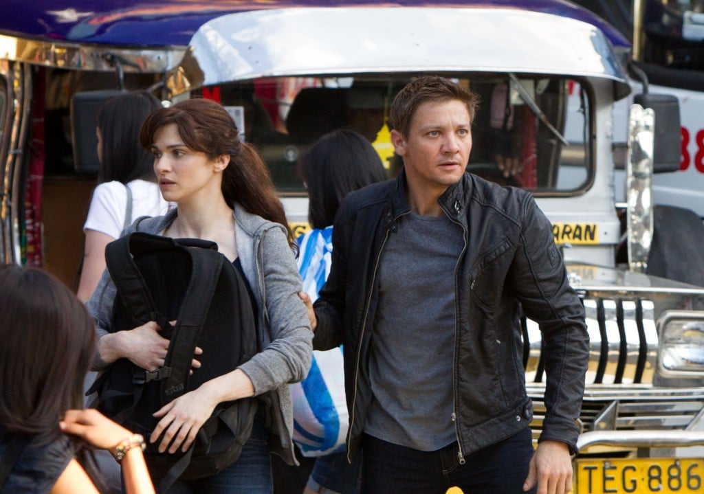 Bourne Legacy - Aaron Cross et Dr. Marta Shearing en fuite