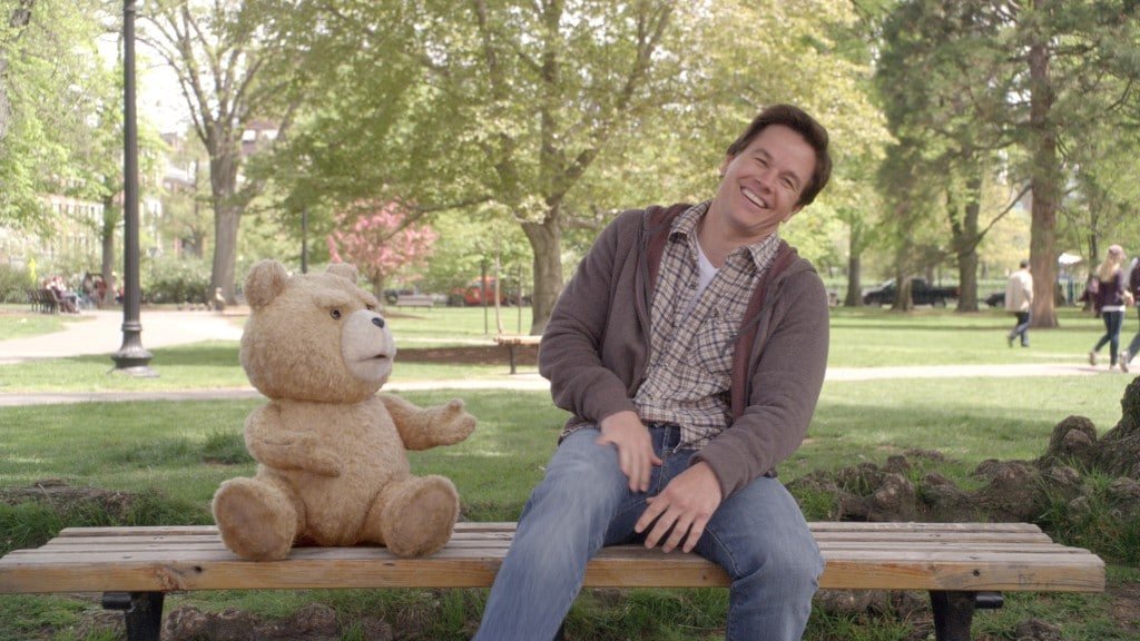 Ted 30 ans ours en peluche - Mark Wahlberg - Seth Macfarlane