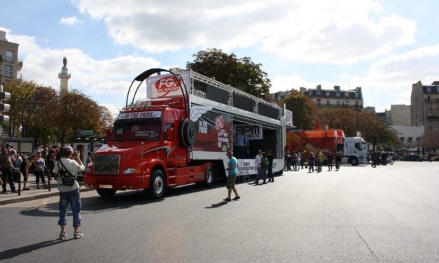 Le Parc Astérix était partenaire du char Radio FG lors de la 14ème édition de la Techno Parade. Annonce de la 1ère nuit électronix au Parc Astérix qui se déroulera le 08 mai 2013.