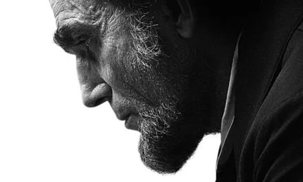 LINCOLN, réalisé par Steven Spielberg, dont la sortie est prévue le 30 Janvier 2013, dévoile son affiche.