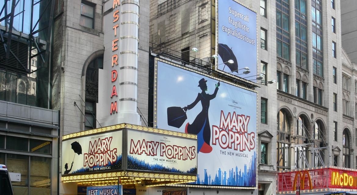 Stage Entertainment France envisage de produire le musical de Walt Disney Theatrical Productions et Cameron Mackintosh MARY POPPINS à partir de l’automne 2013