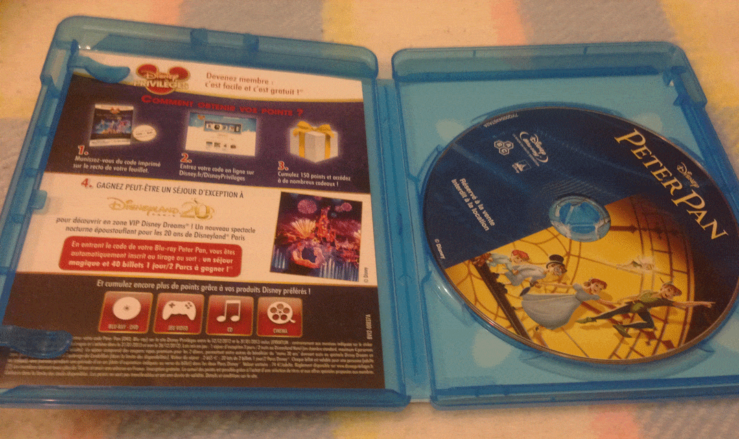 Nous avons regardé le Blu-Ray Disc du grand classique Disney : Peter Pan. Test. « Rêve ta vie en couleur, c’est le secret du bonheur ! »