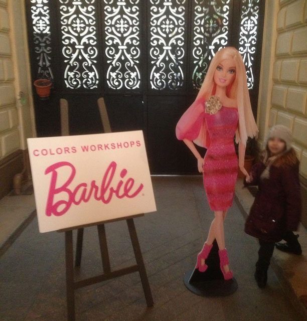 Nous avons participé au « Colors Workshop Barbie » à l’Atelier Chardon Savard. Notre récit.