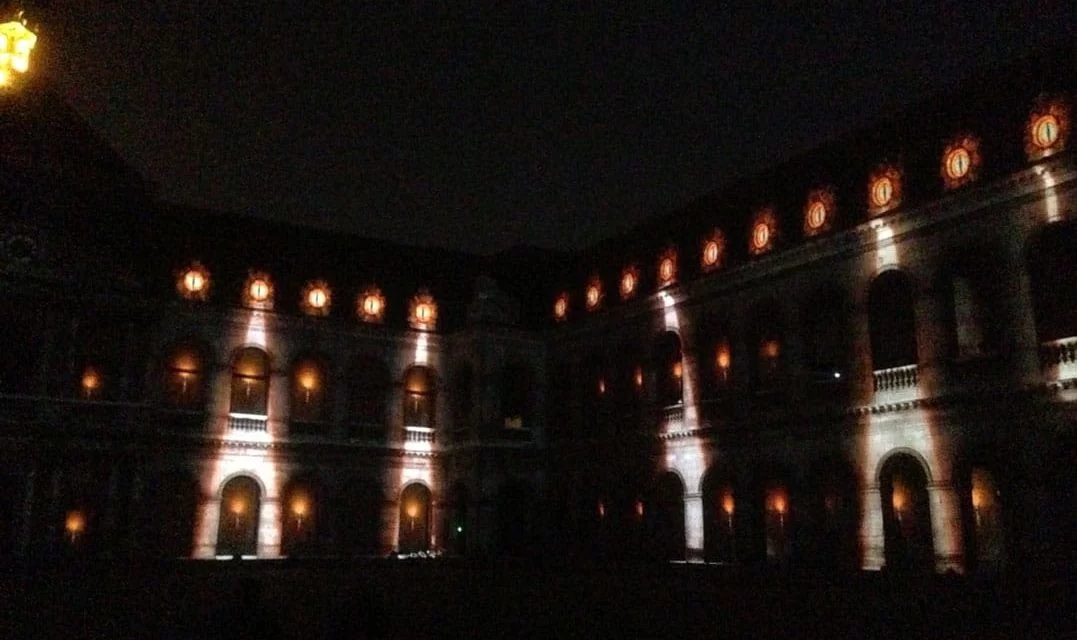 La Nuit aux Invalides. Un spectacle mœniaménique de projections 3D au sein de la prestigieuse Cour d’honneur. Chronique d’une avant-première.