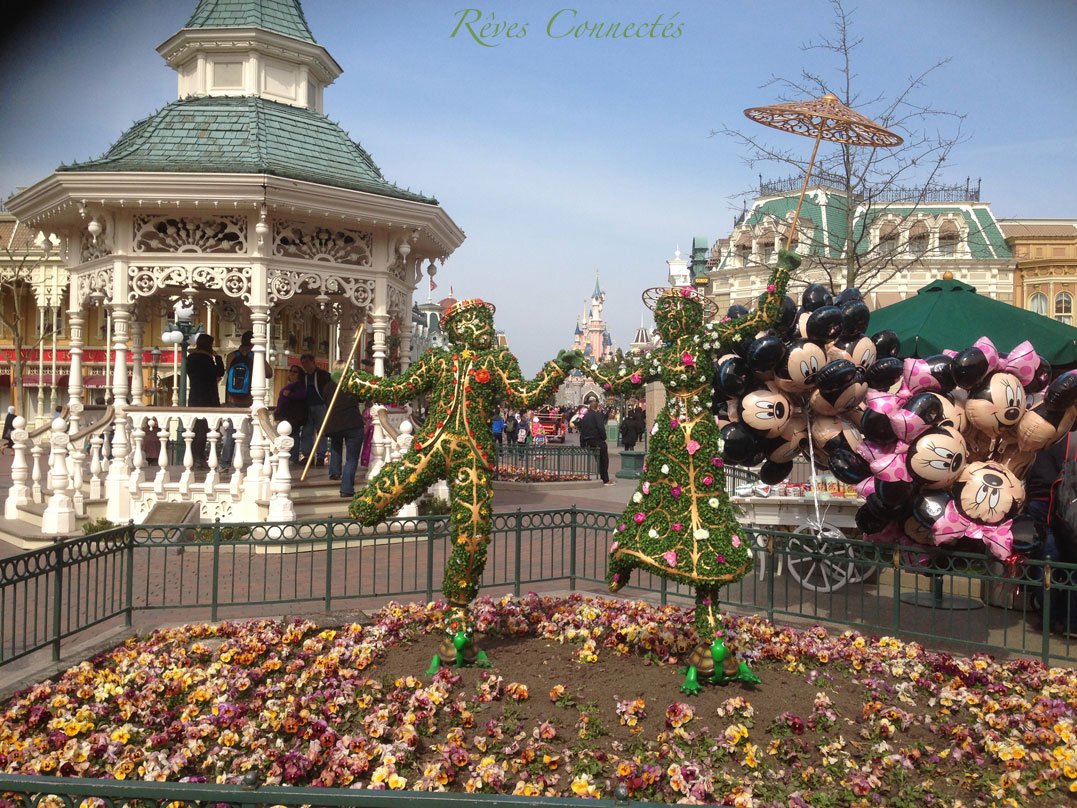Disneyland-Paris-Swing-into-Spring-Balade-Printaniere-5831
