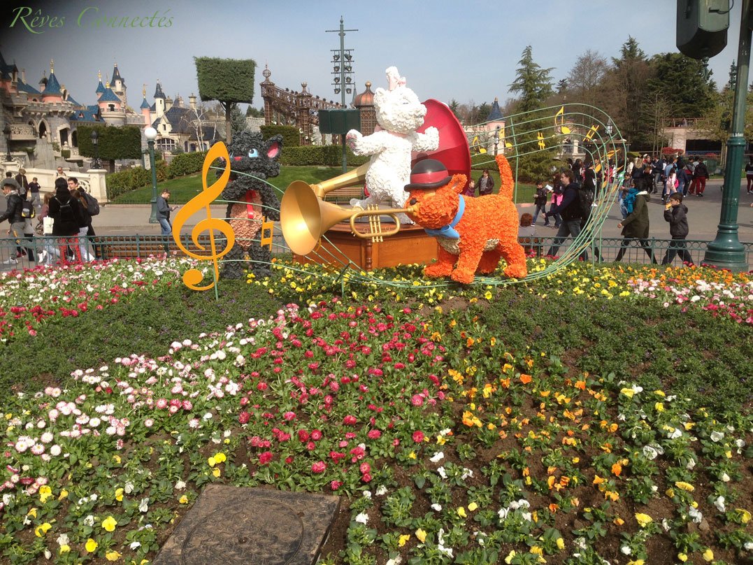Disneyland-Paris-Swing-into-Spring-Balade-Printaniere-5855