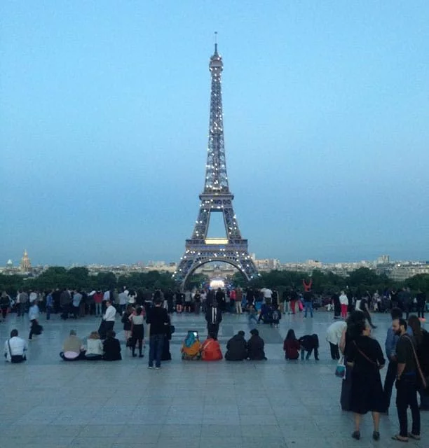 Récit de notre journée du 14 juillet 2014 à Paris. Fête nationale rythmée par le défilé militaire et le spectacle pyrotechnique.