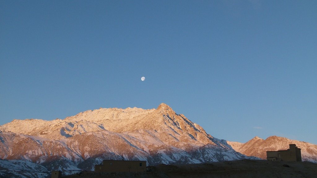 Flickr Creative Commons : United Nations Photo High Moon over Nili Afghanistan