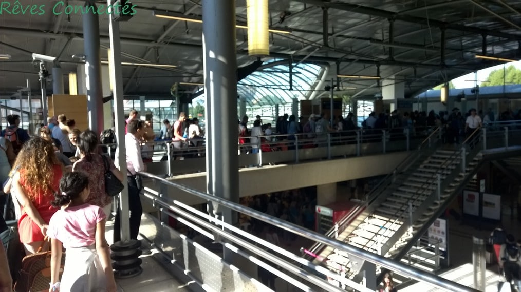 Gare de Marne La Vallee Disneyland Paris TGV Oui Go WP_20150803_017