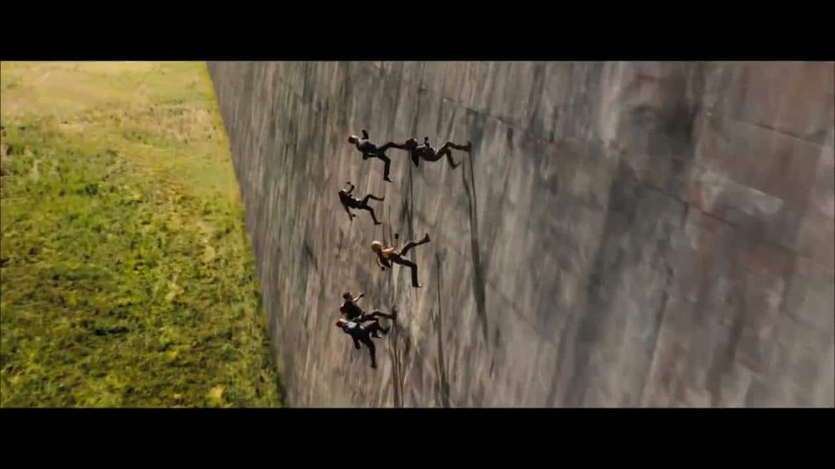 Les Divergents sur le mur