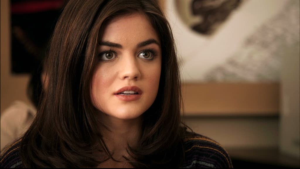 Aria Montgomery (Lucy Hale)